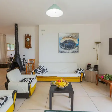 Michela-3 By Interhome * Pineto
